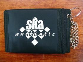 SKA Authentic pevná textilná peňaženka s retiazkou a karabínkou, tlačené logo